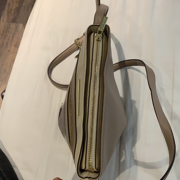 Faux snake skin bag - Picture 4 of 7